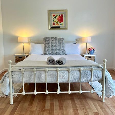 Birchwood Cottage Yarck ภายนอก รูปภาพ