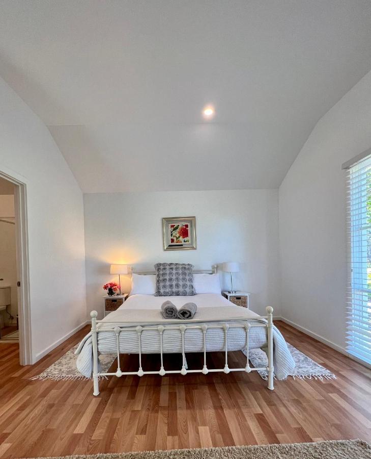 Birchwood Cottage Yarck ภายนอก รูปภาพ